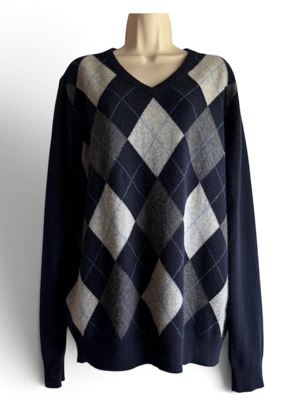 Apt. 9 100% Cashmere V Neck Argyle Sweater